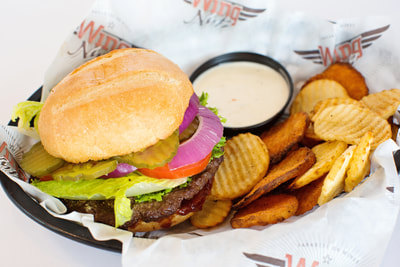 Wing Nutz Ultimate Burger and Buffalo Chips